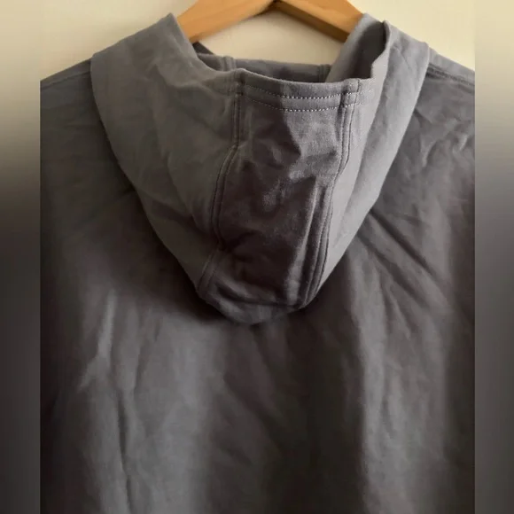 Peter Millar 90% merino wool Gray hoodie - Picture 6 of 8